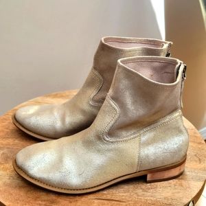 Gap leather boots